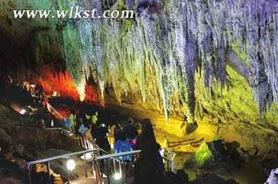 五一小假武隆志愿服务暖人心