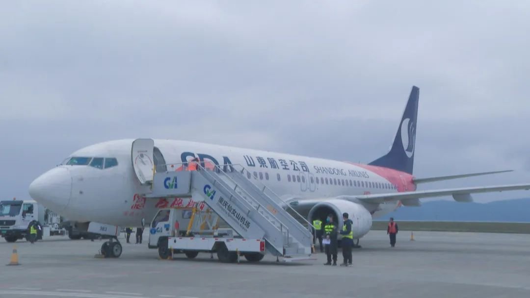 “飞的”来咯~“济南-武隆-成都”往返航线复航→