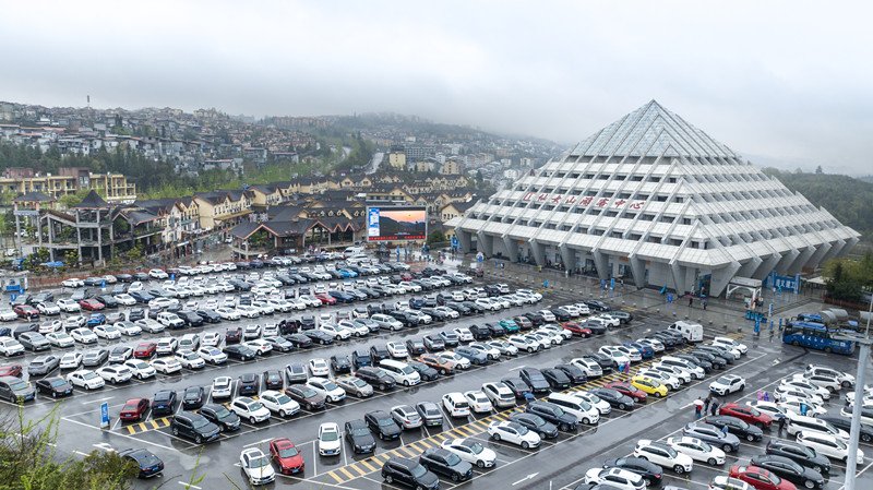 24.23万人次！清明小长假 武隆旅游热度再次“爆表”