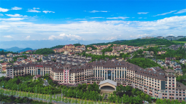 热烈祝贺鸭脚板网继续承接重庆武隆景区驻张家界营销中心（办事处）