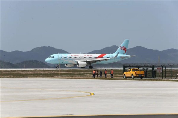 三线齐发，仙女山机场至五大城市航线正式投运