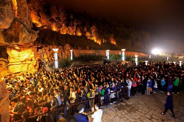 昨日印象武隆演出三场 近8千游客传承川江号子