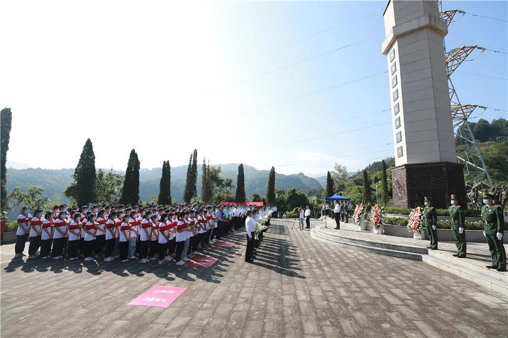 革命先烈，永垂不朽！我区举行烈士纪念日活动