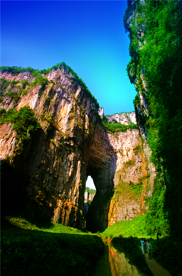 闲游武隆，不负春光不负美食