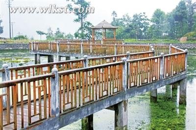 浪漫苗寨情 后坪天池坝苗寨