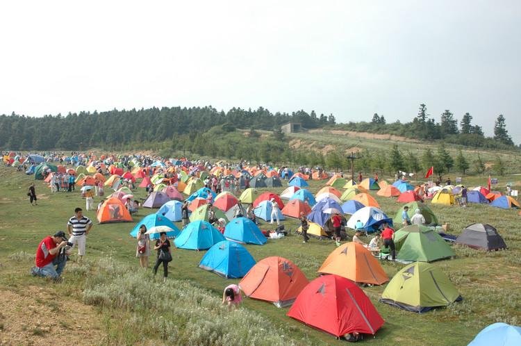 学生党 五一武隆住宿太贵？小编来支招
