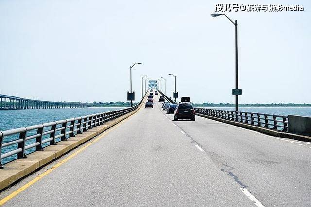 原创美国切萨皮克湾大桥。高出海平面185英尺,老司机都不敢过! 原创美国切萨皮克湾大桥。高出海平面185英尺,老司机都不敢过!