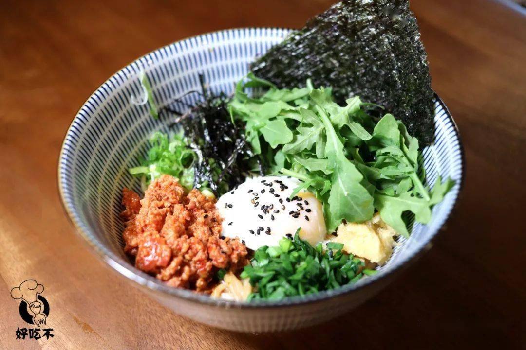 纽约第一家日式油泼面+宝藏小酒馆新张！进去的居然都被上了一课？