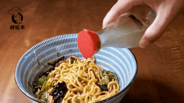 纽约第一家日式油泼面+宝藏小酒馆新张！进去的居然都被上了一课？