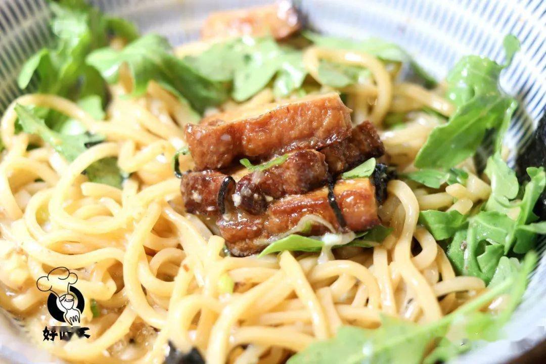 纽约第一家日式油泼面+宝藏小酒馆新张！进去的居然都被上了一课？