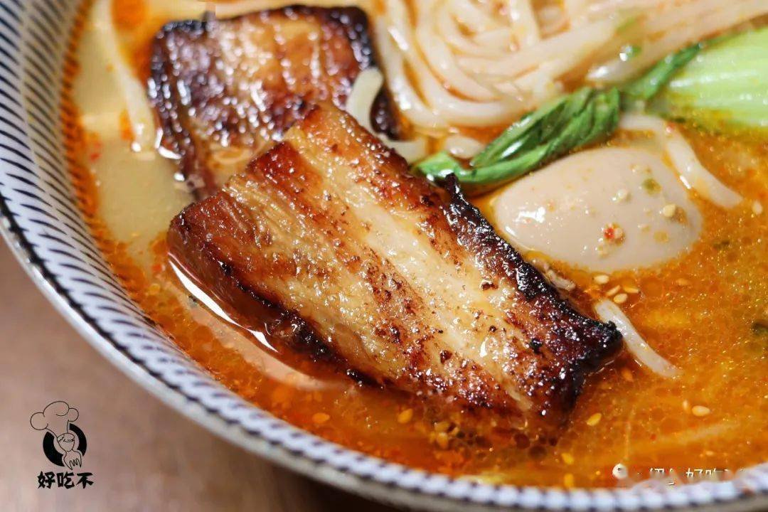 纽约第一家日式油泼面+宝藏小酒馆新张！进去的居然都被上了一课？