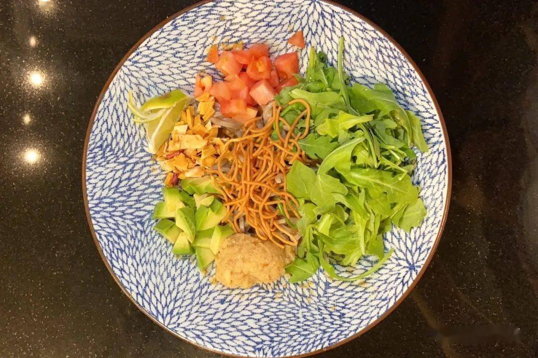 纽约第一家日式油泼面+宝藏小酒馆新张！进去的居然都被上了一课？