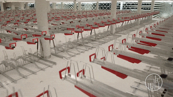 荷兰这个8000㎡自行车停车场，一面沉浸式的玻璃墙美翻了，网友：别人家的“自行车棚”