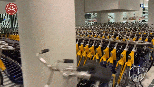 荷兰这个8000㎡自行车停车场，一面沉浸式的玻璃墙美翻了，网友：别人家的“自行车棚”