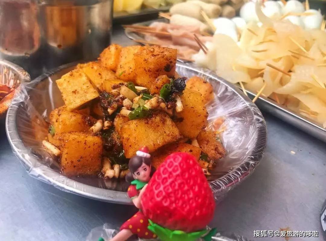 安利一万次都不如亲自去吃一次，中国“肥肠之都”，封神了！