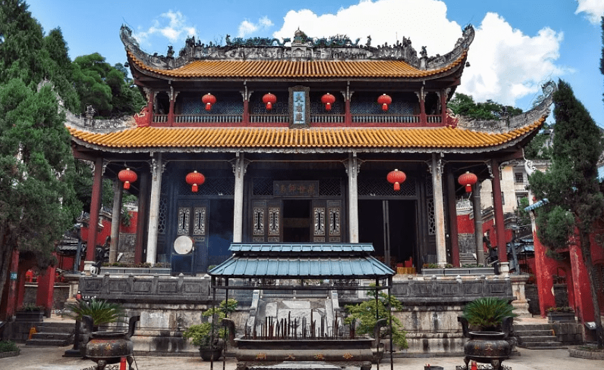 原创红叶白菊麻糍螺蛳粉,这个11月好赏又好吃 原创红叶白菊麻糍螺蛳粉,这个11月好赏又好吃