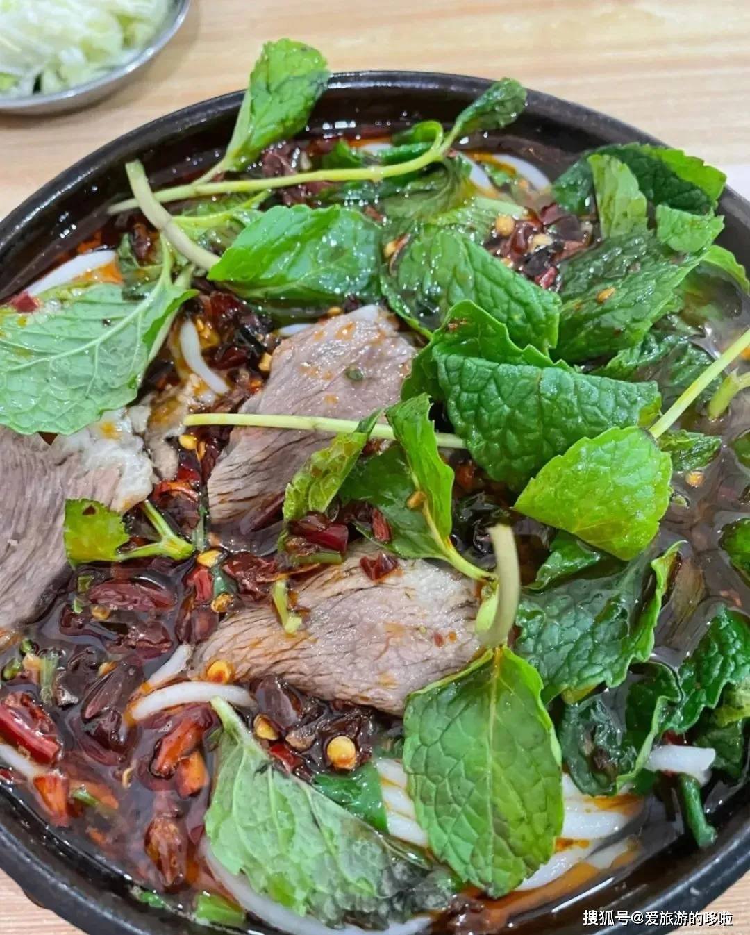 夹在云贵川之间，被严重忽略的美食绿洲，再不火我都急了