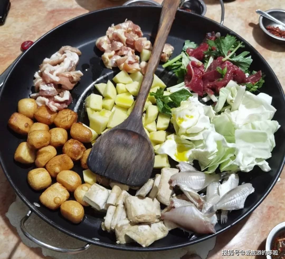 夹在云贵川之间，被严重忽略的美食绿洲，再不火我都急了