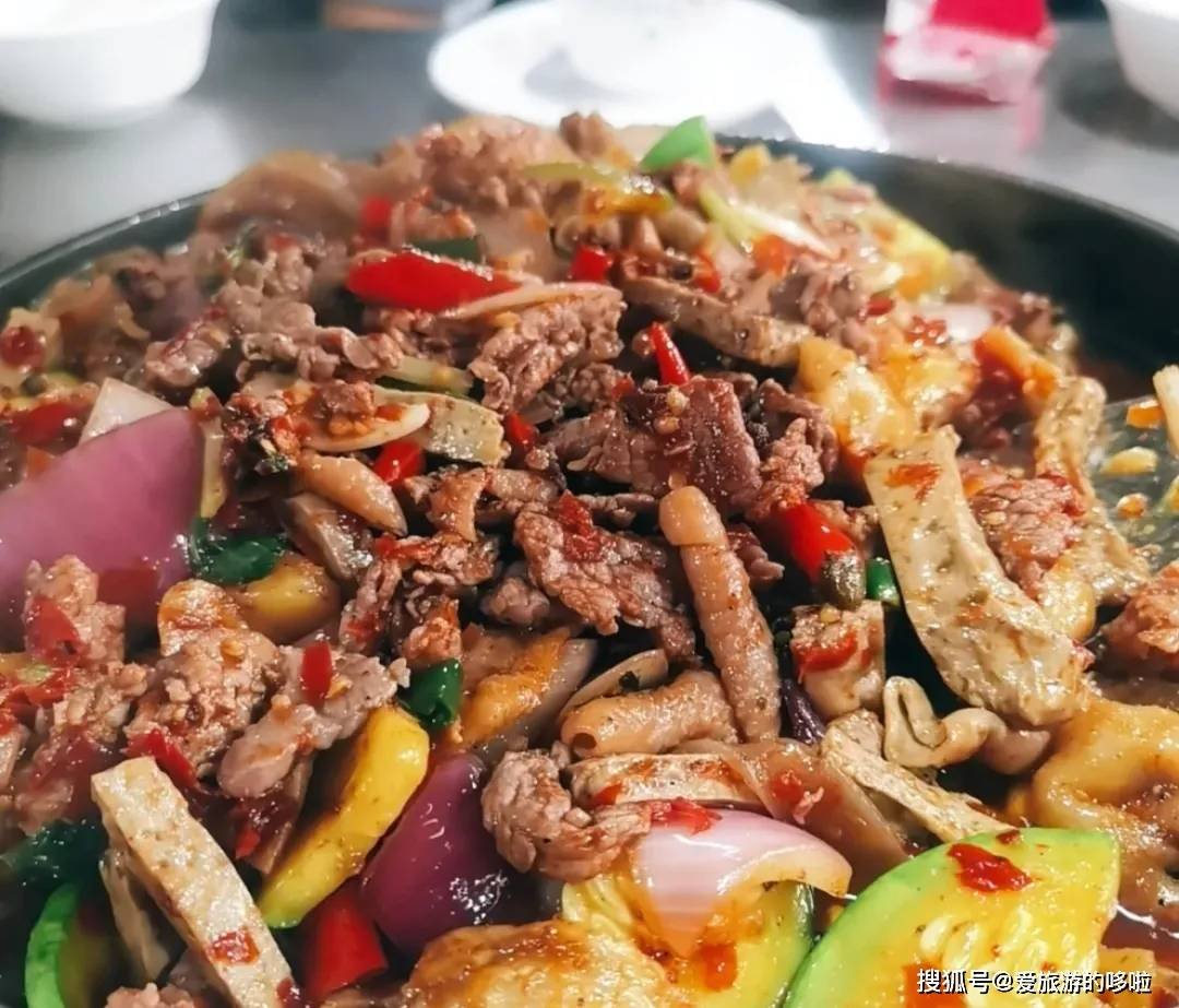 夹在云贵川之间，被严重忽略的美食绿洲，再不火我都急了
