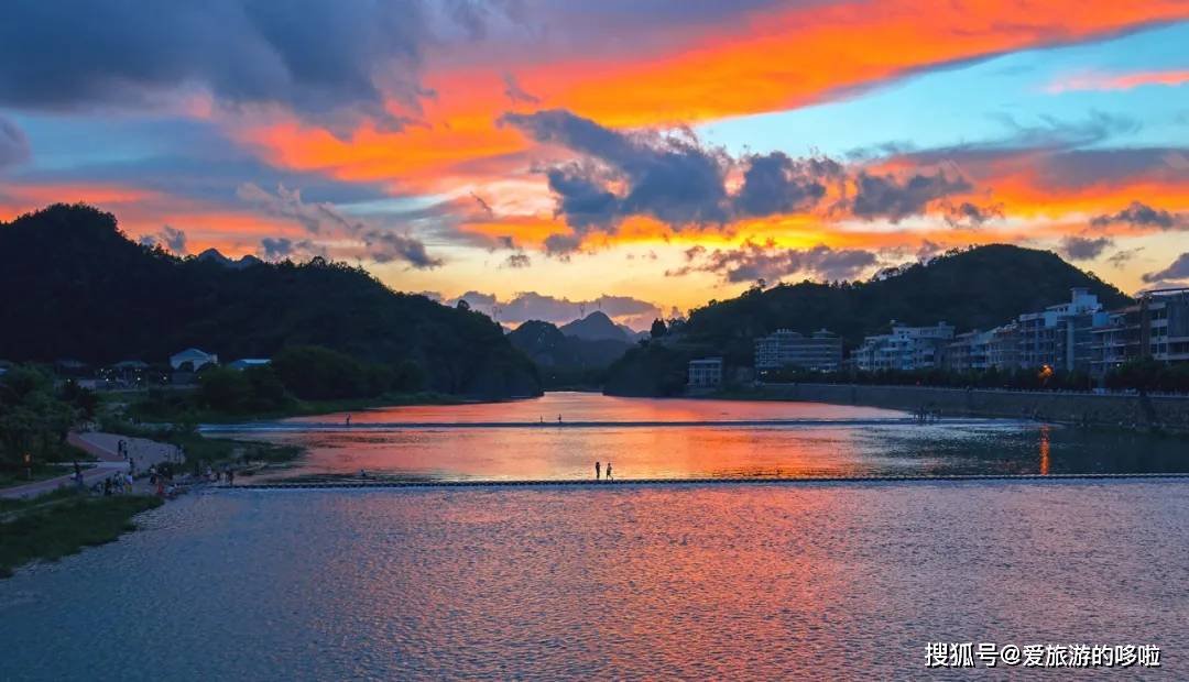 夹在温州台州之间，这座小城美食直接封神