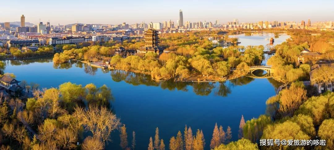 北国最有韵味的老城，十里银杏火上热搜！济南，请你秋天来！