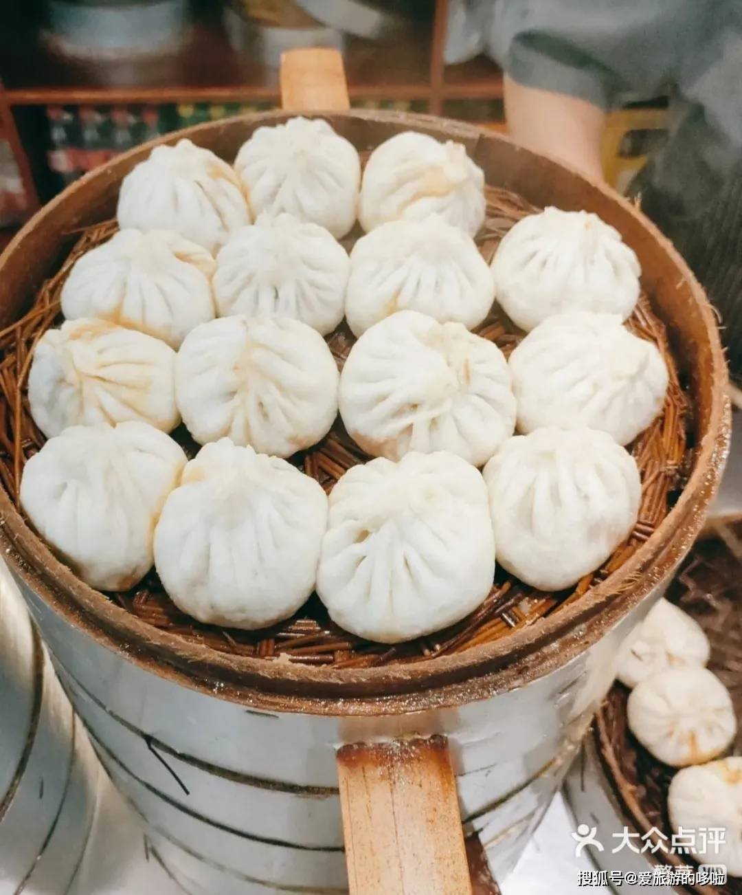 北国最有韵味的老城，十里银杏火上热搜！济南，请你秋天来！