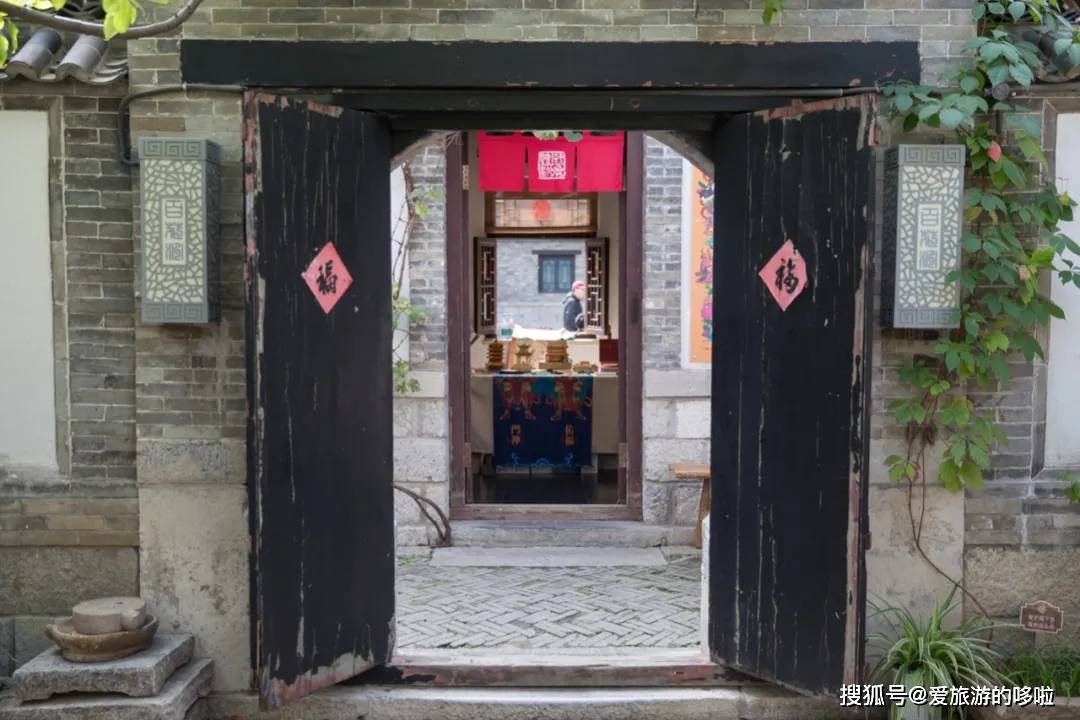 北国最有韵味的老城，十里银杏火上热搜！济南，请你秋天来！