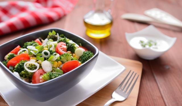 错误的晚餐，让你越吃越胖！4个晚餐原则，你吃对了吗？