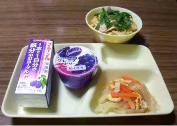 日本牢饭好得有点离谱！囚犯舍不得走，狱警偷食牢饭被扣工资