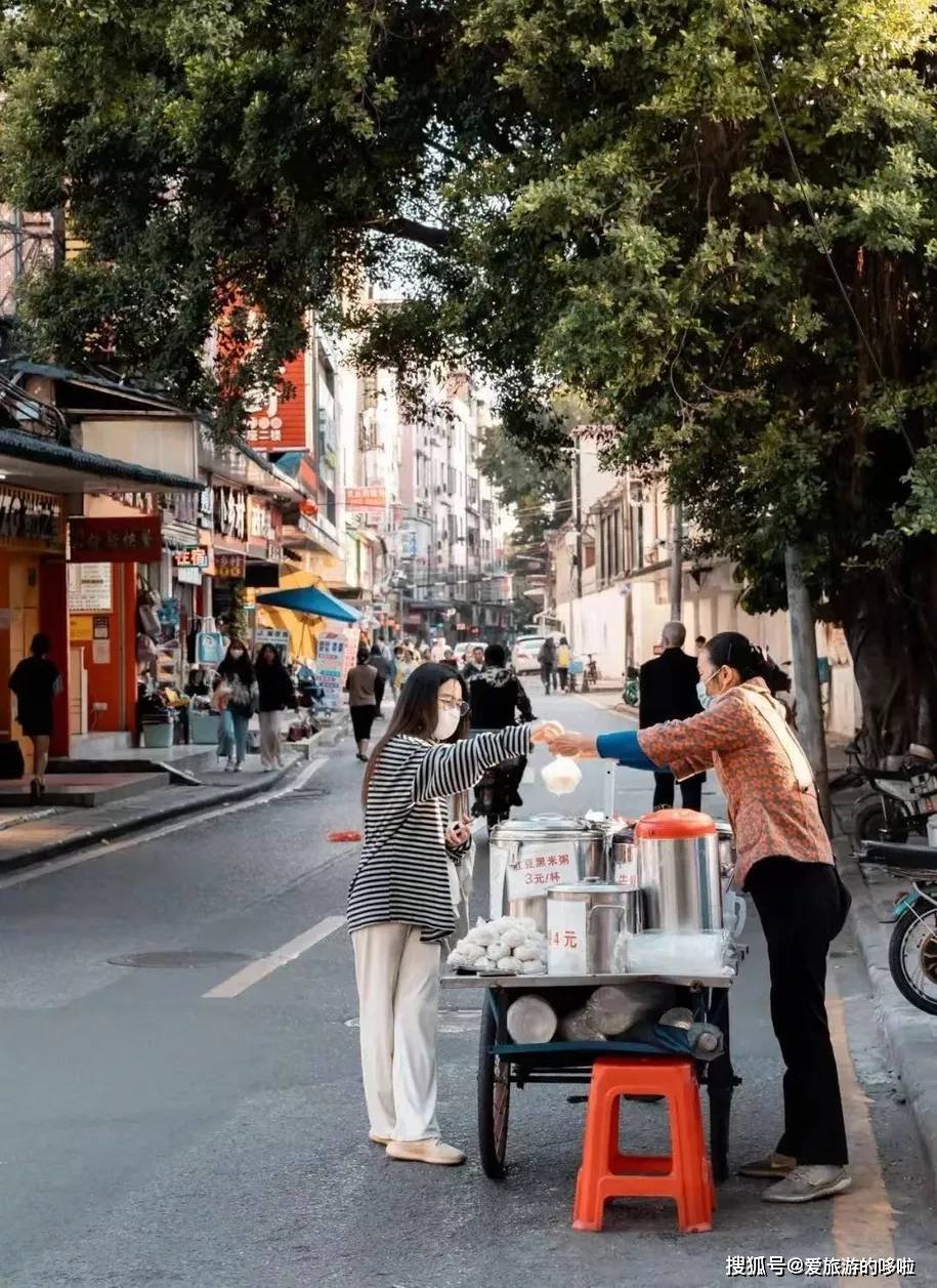 老广寻味法则：榕树头下必有美味！