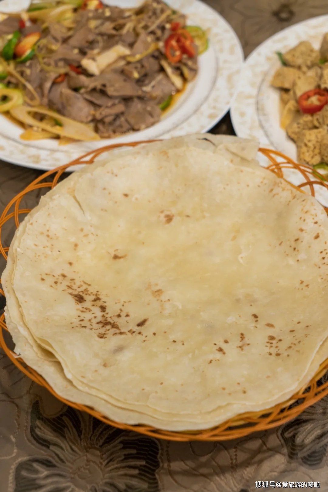 3蚊/个!这份藏在城中村的泥炉烧饼,地道的河南味儿~ 3蚊/个!这份藏在城中村的泥炉烧饼,地道的河南味儿~