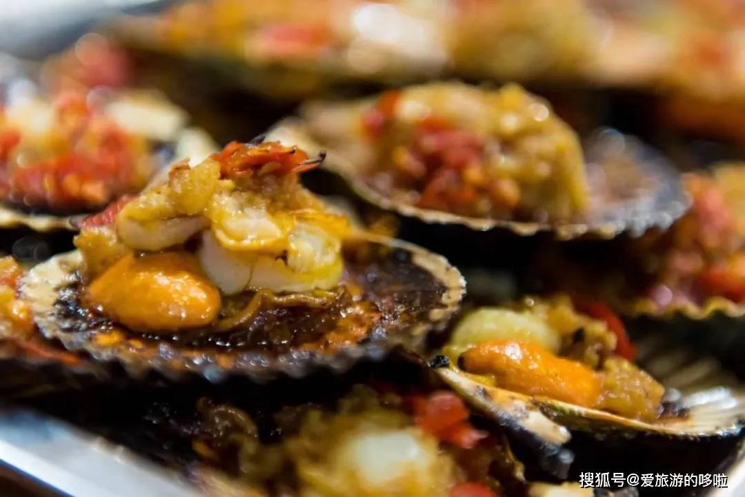 下饭神剧来了！挖出30座城的街头绝版美食，高能不断，太上头了！