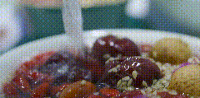 下饭神剧来了!挖出30座城的街头绝版美食,高能不断,太上头了! 下饭神剧来了!挖出30座城的街头绝版美食,高能不断,太上头了!