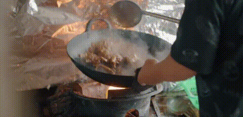 下饭神剧来了!挖出30座城的街头绝版美食,高能不断,太上头了! 下饭神剧来了!挖出30座城的街头绝版美食,高能不断,太上头了!