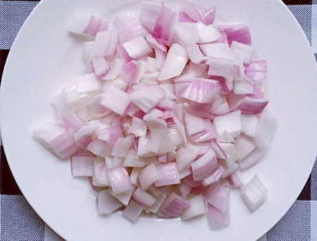 不用一滴水的烧鸡,腌30分钟扔进电饭锅,喷香软烂肉嫩还多汁 不用一滴水的烧鸡,腌30分钟扔进电饭锅,喷香软烂肉嫩还多汁