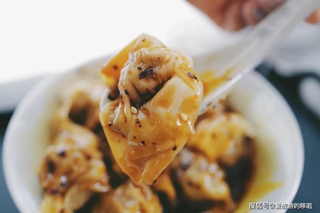 被称“情侣套餐”的扁食拌面,能吃哭每个福建游子 被称“情侣套餐”的扁食拌面,能吃哭每个福建游子