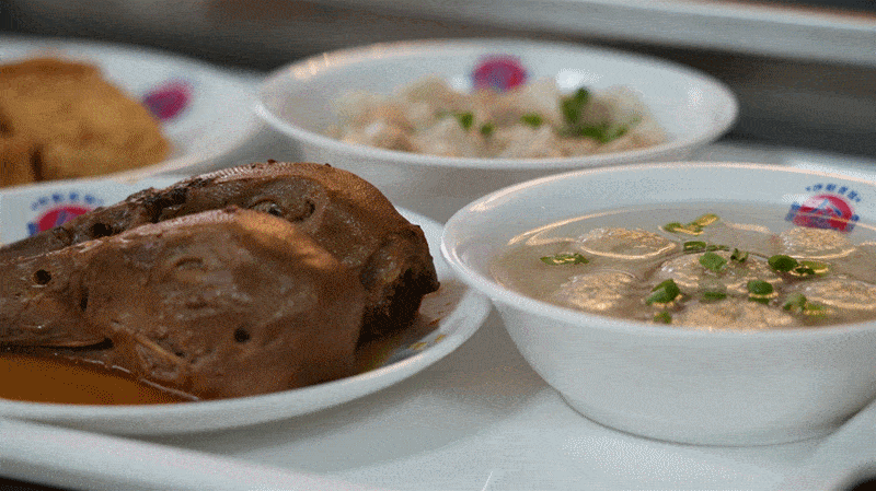 “完了,我吃不起沙县了”“到老家瞅瞅” “完了,我吃不起沙县了”“到老家瞅瞅”