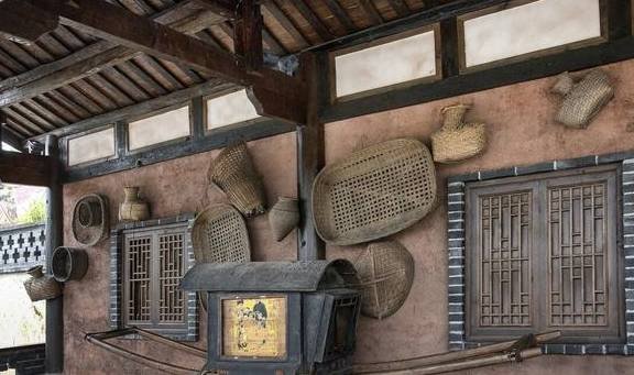 这里是重庆人打卡的地方，有山有水有美食，被称为网红城市后花园