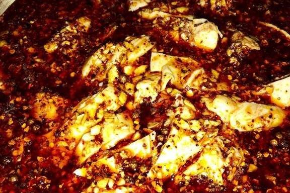 这里是重庆人打卡的地方，有山有水有美食，被称为网红城市后花园