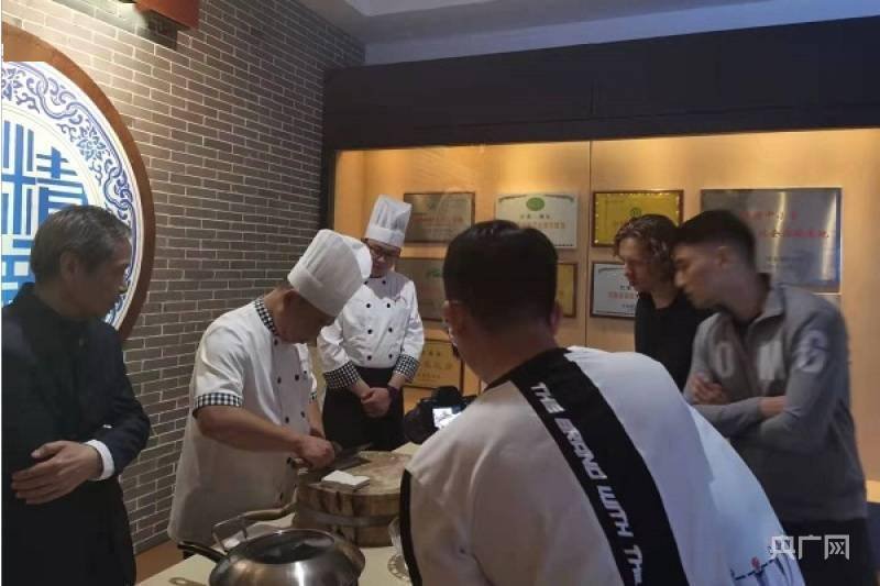 品淮扬美味海外大V解码幸福淮安 淮扬特色菜——蒲菜