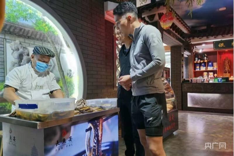 品淮扬美味海外大V解码幸福淮安 淮扬特色菜——蒲菜