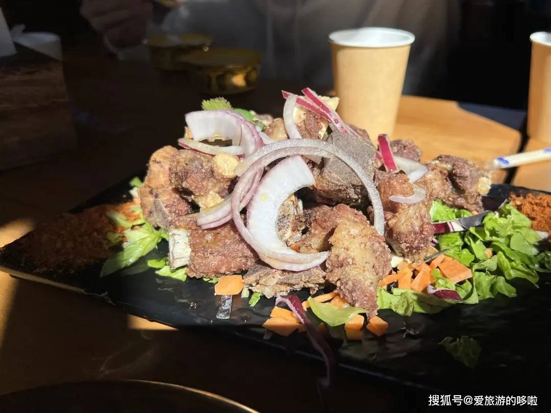 酥油茶、奶渣饼、牦牛酸奶,川西真的太太太好吃了! 酥油茶、奶渣饼、牦牛酸奶,川西真的太太太好吃了!