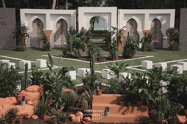 三亚海棠湾君悦酒店举办“秘境之旅，君心所向”时尚秀