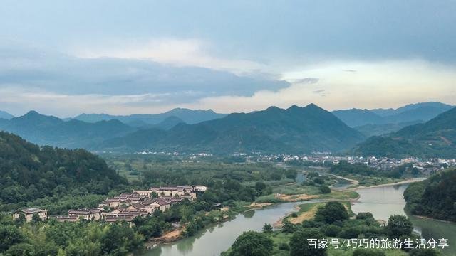 富于诗意的浙江旅游景点，风景如画，人山人海