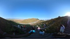 空中草原露营指南：最佳营地推荐与注意事项