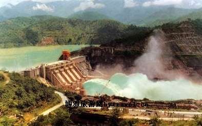 澜沧江百里长湖旅游区